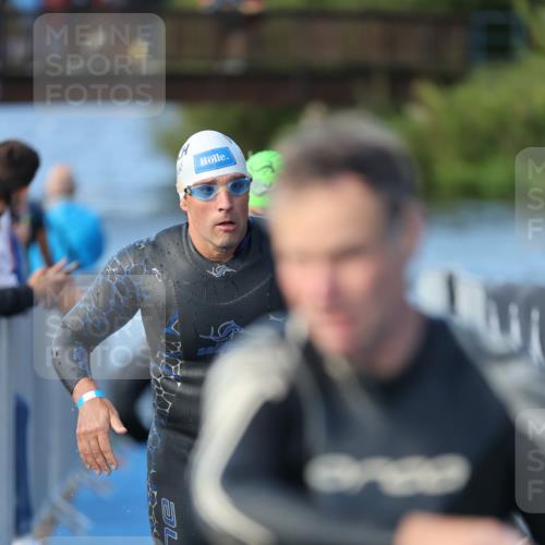 25.08.2024 - Elbe Triathlon Hamburg H.Heesch http://msf.ph/oto/6862448 25.08.2024 09:19:23 Schwimmen 214, 358, 366, 373, 376, 383, 397, 398, 400, 407, 431, 528 meine-sportfotos.de
