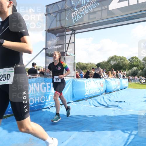 25.08.2024 - Elbe Triathlon Hamburg H.Heesch http://msf.ph/oto/6862507 25.08.2024 11:06:26 Ziel 155, 250 meine-sportfotos.de