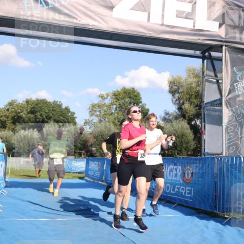 25.08.2024 - Elbe Triathlon Hamburg H.Heesch http://msf.ph/oto/6862520 25.08.2024 17:17:18 Ziel  meine-sportfotos.de