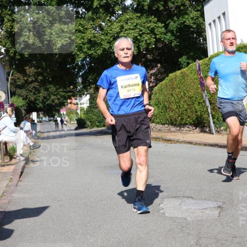 25.08.2024 - 20. Blankeneser Heldenlauf Strokosch-Dieckow http://msf.ph/oto/6862550 25.08.2024 10:20:29 Ziel 6173, 6207, 6293, 6294 meine-sportfotos.de