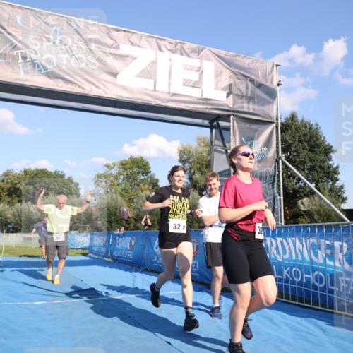 25.08.2024 - Elbe Triathlon Hamburg H.Heesch http://msf.ph/oto/6862573 25.08.2024 17:17:19 Ziel  meine-sportfotos.de
