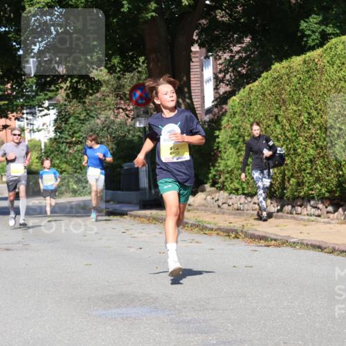 25.08.2024 - 20. Blankeneser Heldenlauf Strokosch-Dieckow http://msf.ph/oto/6862596 25.08.2024 10:20:43 Ziel 6348, 6359, 6462, 6520 meine-sportfotos.de