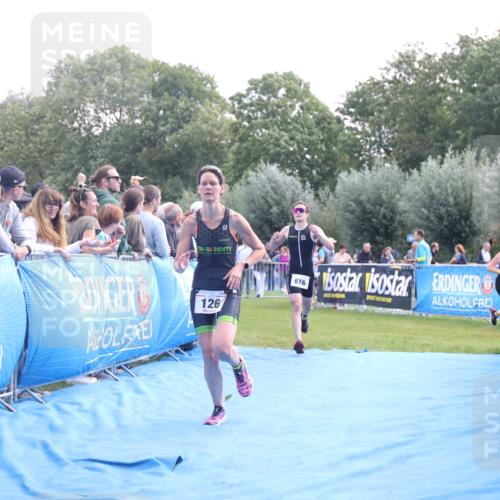 25.08.2024 - Elbe Triathlon Hamburg H.Heesch http://msf.ph/oto/6862599 25.08.2024 11:06:59 Ziel 126, 616 meine-sportfotos.de