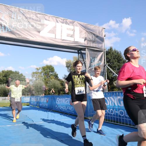 25.08.2024 - Elbe Triathlon Hamburg H.Heesch http://msf.ph/oto/6862601 25.08.2024 17:17:19 Ziel  meine-sportfotos.de