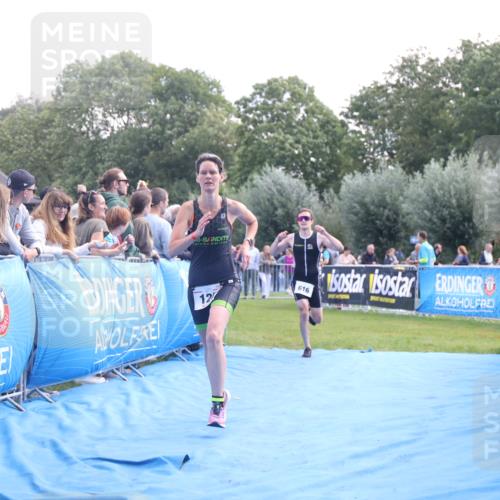 25.08.2024 - Elbe Triathlon Hamburg H.Heesch http://msf.ph/oto/6862607 25.08.2024 11:06:59 Ziel 126, 616 meine-sportfotos.de