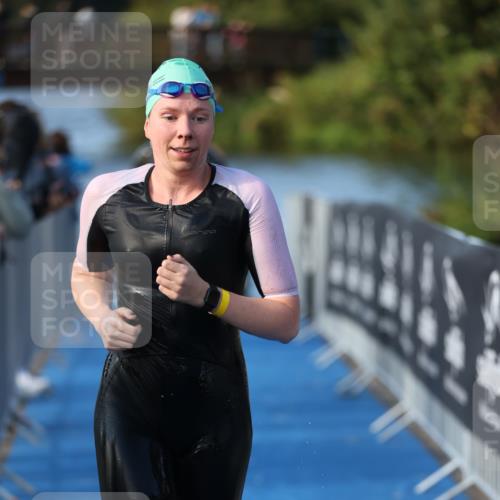 25.08.2024 - Elbe Triathlon Hamburg H.Heesch http://msf.ph/oto/6862608 25.08.2024 09:29:58 Schwimmen 451, 452, 463, 506, 508, 534, 548, 553 meine-sportfotos.de