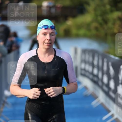 25.08.2024 - Elbe Triathlon Hamburg H.Heesch http://msf.ph/oto/6862617 25.08.2024 09:29:58 Schwimmen 451, 452, 463, 506, 508, 534, 548, 553 meine-sportfotos.de