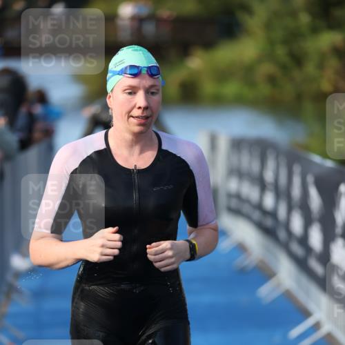 25.08.2024 - Elbe Triathlon Hamburg H.Heesch http://msf.ph/oto/6862620 25.08.2024 09:29:58 Schwimmen 451, 452, 463, 506, 508, 534, 548, 553 meine-sportfotos.de