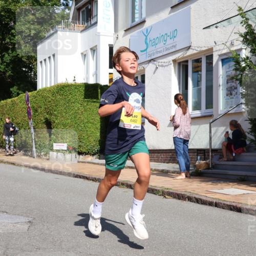 25.08.2024 - 20. Blankeneser Heldenlauf Strokosch-Dieckow http://msf.ph/oto/6862623 25.08.2024 10:20:46 Ziel 6348, 6359, 6462, 6520 meine-sportfotos.de
