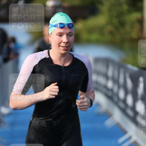 25.08.2024 - Elbe Triathlon Hamburg H.Heesch http://msf.ph/oto/6862628 25.08.2024 09:29:58 Schwimmen 451, 452, 463, 506, 508, 534, 548, 553 meine-sportfotos.de