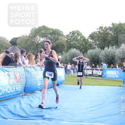 25.08.2024 - Elbe Triathlon Hamburg H.Heesch http://msf.ph/oto/6862629 25.08.2024 11:06:59 Ziel 126, 616 meine-sportfotos.de