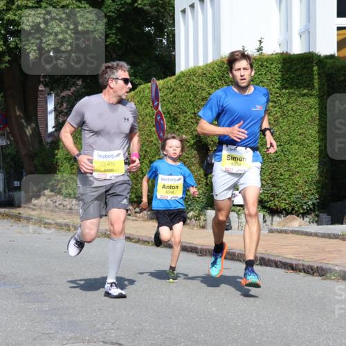 25.08.2024 - 20. Blankeneser Heldenlauf Strokosch-Dieckow http://msf.ph/oto/6862663 25.08.2024 10:20:50 Ziel 6348, 6359, 6462, 6520 meine-sportfotos.de
