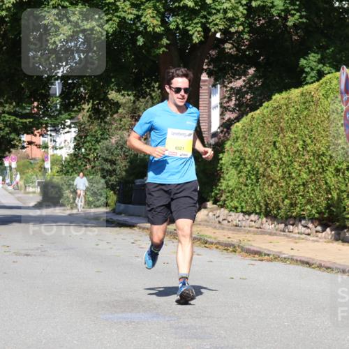 25.08.2024 - 20. Blankeneser Heldenlauf Strokosch-Dieckow http://msf.ph/oto/6862709 25.08.2024 10:21:11 Ziel 6521 meine-sportfotos.de