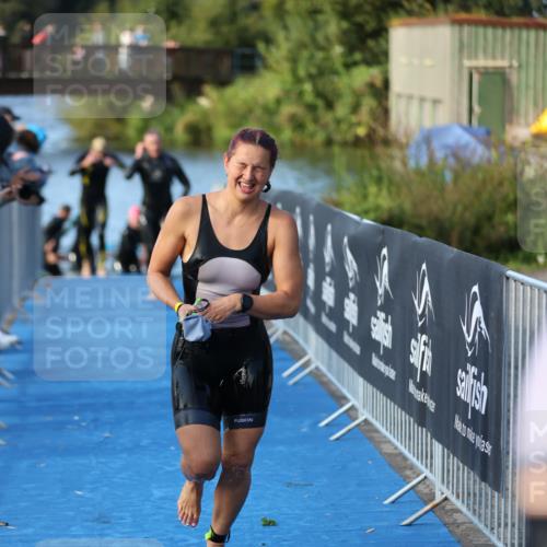 25.08.2024 - Elbe Triathlon Hamburg H.Heesch http://msf.ph/oto/6862710 25.08.2024 09:30:03 Schwimmen 451, 452, 463, 470, 506, 508, 534, 548, 553 meine-sportfotos.de