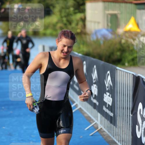 25.08.2024 - Elbe Triathlon Hamburg H.Heesch http://msf.ph/oto/6862738 25.08.2024 09:30:03 Schwimmen 451, 452, 463, 470, 506, 508, 534, 548, 553 meine-sportfotos.de