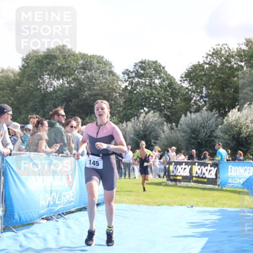 25.08.2024 - Elbe Triathlon Hamburg H.Heesch http://msf.ph/oto/6862809 25.08.2024 11:07:15 Ziel 145, 181, 211 meine-sportfotos.de