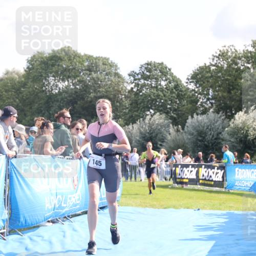 25.08.2024 - Elbe Triathlon Hamburg H.Heesch http://msf.ph/oto/6862812 25.08.2024 11:07:15 Ziel 145, 181, 211 meine-sportfotos.de