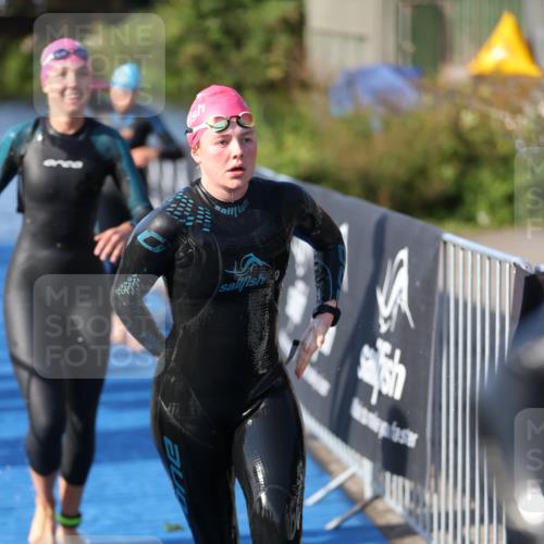 25.08.2024 - Elbe Triathlon Hamburg H.Heesch http://msf.ph/oto/6862853 25.08.2024 09:30:13 Schwimmen 411, 451, 452, 463, 470, 508, 515, 534, 548, 553 meine-sportfotos.de