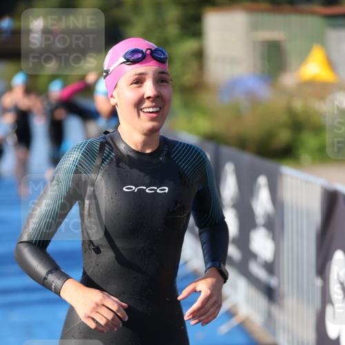 25.08.2024 - Elbe Triathlon Hamburg H.Heesch http://msf.ph/oto/6862882 25.08.2024 09:30:15 Schwimmen 411, 451, 452, 463, 470, 508, 515, 534, 548, 553 meine-sportfotos.de