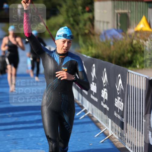 25.08.2024 - Elbe Triathlon Hamburg H.Heesch http://msf.ph/oto/6862904 25.08.2024 09:30:16 Schwimmen 411, 451, 452, 463, 470, 508, 515, 534, 548, 553 meine-sportfotos.de