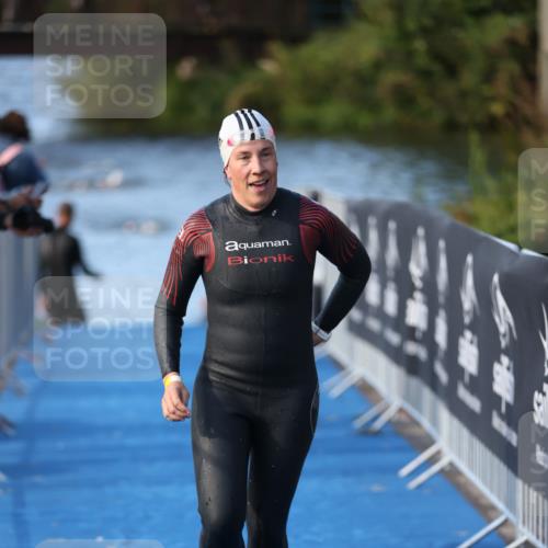 25.08.2024 - Elbe Triathlon Hamburg H.Heesch http://msf.ph/oto/6862977 25.08.2024 09:30:54 Schwimmen 544 meine-sportfotos.de