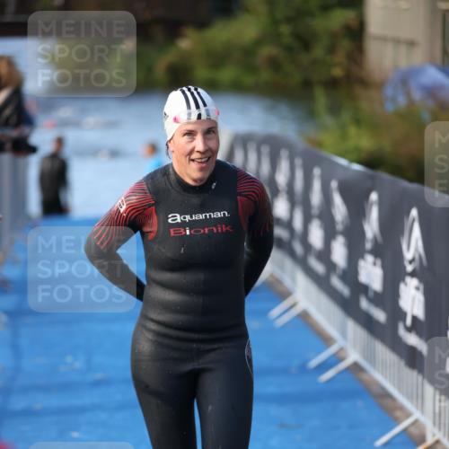 25.08.2024 - Elbe Triathlon Hamburg H.Heesch http://msf.ph/oto/6862997 25.08.2024 09:30:55 Schwimmen 544 meine-sportfotos.de