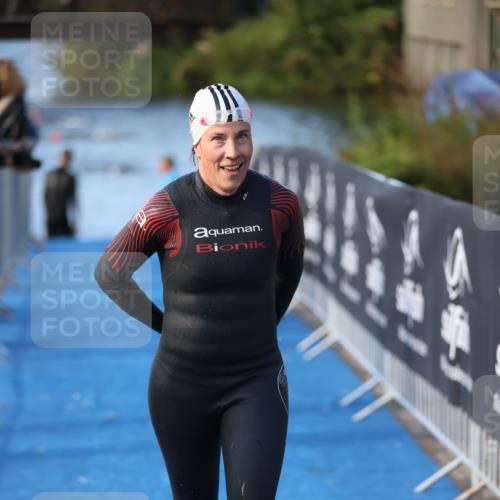 25.08.2024 - Elbe Triathlon Hamburg H.Heesch http://msf.ph/oto/6862998 25.08.2024 09:30:55 Schwimmen 544 meine-sportfotos.de