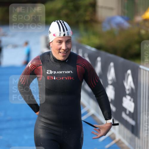 25.08.2024 - Elbe Triathlon Hamburg H.Heesch http://msf.ph/oto/6863014 25.08.2024 09:30:55 Schwimmen 544 meine-sportfotos.de