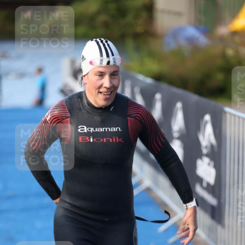 25.08.2024 - Elbe Triathlon Hamburg H.Heesch http://msf.ph/oto/6863016 25.08.2024 09:30:55 Schwimmen 544 meine-sportfotos.de