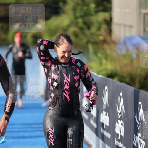 25.08.2024 - Elbe Triathlon Hamburg H.Heesch http://msf.ph/oto/6863256 25.08.2024 09:31:50 Schwimmen 446, 450, 468, 497, 512, 525, 543 meine-sportfotos.de