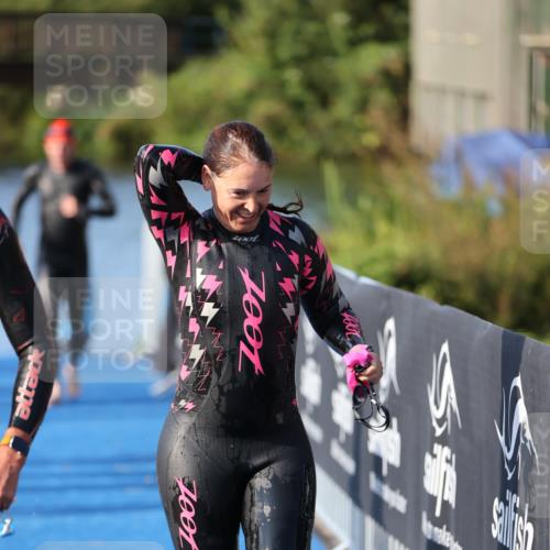 25.08.2024 - Elbe Triathlon Hamburg H.Heesch http://msf.ph/oto/6863258 25.08.2024 09:31:50 Schwimmen 446, 450, 468, 497, 512, 525, 543 meine-sportfotos.de