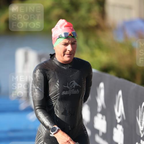 25.08.2024 - Elbe Triathlon Hamburg H.Heesch http://msf.ph/oto/6863376 25.08.2024 09:32:31 Schwimmen 507, 545 meine-sportfotos.de