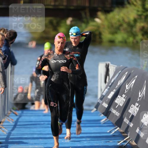 25.08.2024 - Elbe Triathlon Hamburg H.Heesch http://msf.ph/oto/6863603 25.08.2024 09:34:13 Schwimmen 462, 476, 483, 494, 495, 516, 539, 550 meine-sportfotos.de