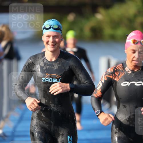 25.08.2024 - Elbe Triathlon Hamburg H.Heesch http://msf.ph/oto/6863628 25.08.2024 09:34:15 Schwimmen 462, 476, 483, 494, 495, 516, 539, 550 meine-sportfotos.de