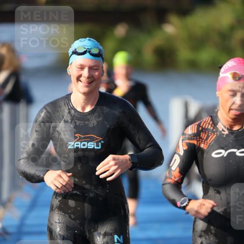 25.08.2024 - Elbe Triathlon Hamburg H.Heesch http://msf.ph/oto/6863629 25.08.2024 09:34:15 Schwimmen 462, 476, 483, 494, 495, 516, 539, 550 meine-sportfotos.de