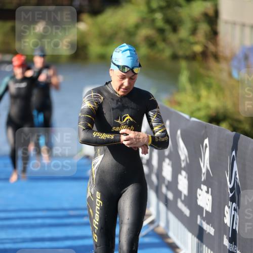 25.08.2024 - Elbe Triathlon Hamburg H.Heesch http://msf.ph/oto/6863736 25.08.2024 09:34:27 Schwimmen 462, 476, 483, 494, 495, 516, 520, 537, 539, 550 meine-sportfotos.de
