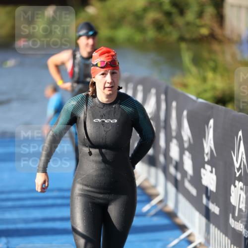 25.08.2024 - Elbe Triathlon Hamburg H.Heesch http://msf.ph/oto/6863765 25.08.2024 09:34:31 Schwimmen 462, 476, 483, 495, 516, 520, 537, 539, 550 meine-sportfotos.de
