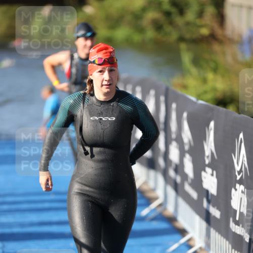 25.08.2024 - Elbe Triathlon Hamburg H.Heesch http://msf.ph/oto/6863766 25.08.2024 09:34:31 Schwimmen 462, 476, 483, 495, 516, 520, 537, 539, 550 meine-sportfotos.de