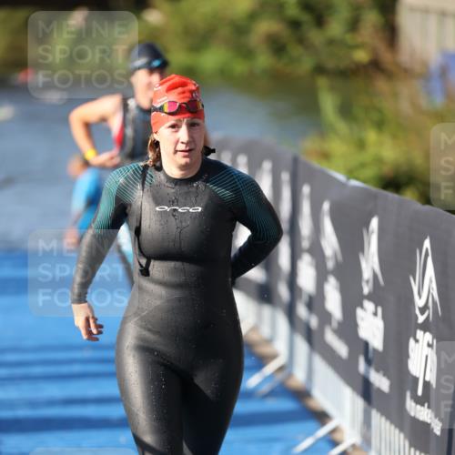 25.08.2024 - Elbe Triathlon Hamburg H.Heesch http://msf.ph/oto/6863769 25.08.2024 09:34:31 Schwimmen 462, 476, 483, 495, 516, 520, 537, 539, 550 meine-sportfotos.de