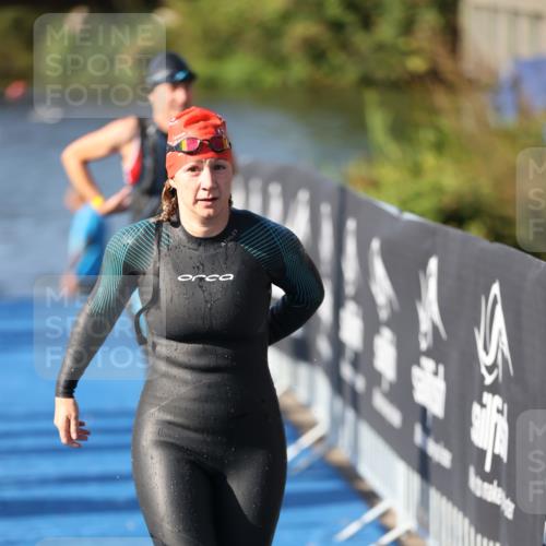 25.08.2024 - Elbe Triathlon Hamburg H.Heesch http://msf.ph/oto/6863771 25.08.2024 09:34:31 Schwimmen 462, 476, 483, 495, 516, 520, 537, 539, 550 meine-sportfotos.de