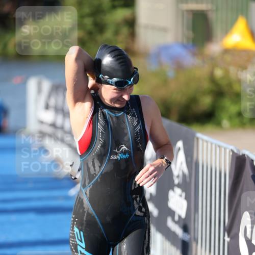 25.08.2024 - Elbe Triathlon Hamburg H.Heesch http://msf.ph/oto/6863793 25.08.2024 09:34:35 Schwimmen 462, 475, 483, 495, 516, 520, 537, 539 meine-sportfotos.de