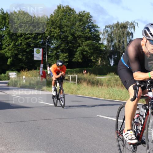 25.08.2024 - Elbe Triathlon Hamburg Fuchs,  Jonas http://msf.ph/oto/6863975 25.08.2024 09:21:24 Radfahren 246, 298, 311 meine-sportfotos.de