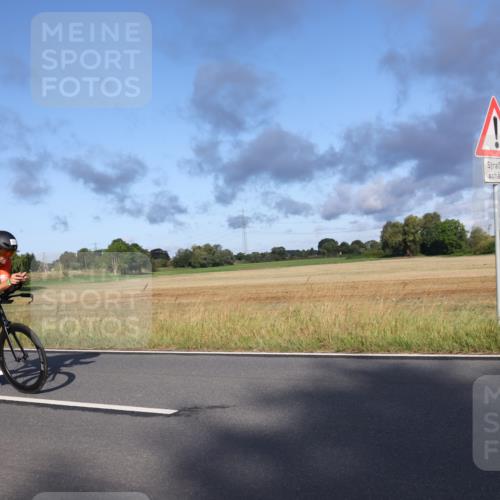 25.08.2024 - Elbe Triathlon Hamburg Fuchs,  Jonas http://msf.ph/oto/6864000 25.08.2024 09:21:25 Radfahren 246, 298, 311 meine-sportfotos.de