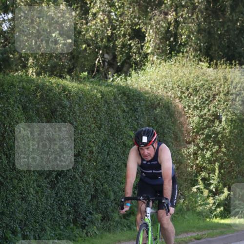 25.08.2024 - Elbe Triathlon Hamburg Fuchs,  Jonas http://msf.ph/oto/6864008 25.08.2024 10:44:39 Radfahren 541, 699, 459, 1452, 1448, 477, 643 meine-sportfotos.de