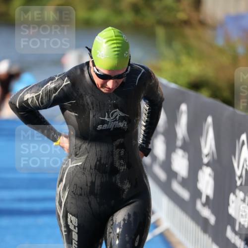 25.08.2024 - Elbe Triathlon Hamburg H.Heesch http://msf.ph/oto/6864027 25.08.2024 09:35:20 Schwimmen 473, 514, 547 meine-sportfotos.de