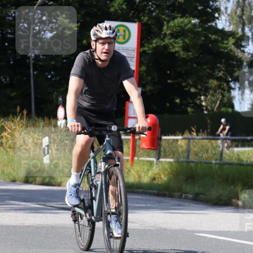 25.08.2024 - Elbe Triathlon Hamburg Fuchs,  Jonas http://msf.ph/oto/6864085 25.08.2024 10:48:02 Radfahren 790, 1404 meine-sportfotos.de