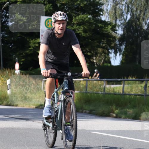 25.08.2024 - Elbe Triathlon Hamburg Fuchs,  Jonas http://msf.ph/oto/6864090 25.08.2024 10:48:03 Radfahren 1404 meine-sportfotos.de