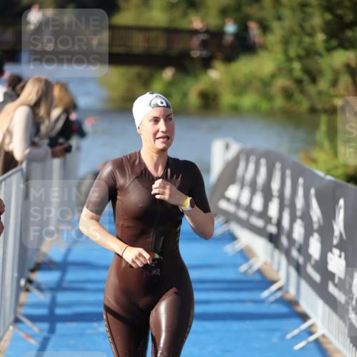 25.08.2024 - Elbe Triathlon Hamburg H.Heesch http://msf.ph/oto/6864114 25.08.2024 09:35:30 Schwimmen 461, 473, 514, 532, 547 meine-sportfotos.de