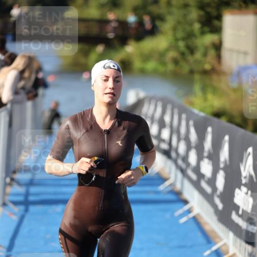 25.08.2024 - Elbe Triathlon Hamburg H.Heesch http://msf.ph/oto/6864149 25.08.2024 09:35:31 Schwimmen 461, 473, 514, 532, 547 meine-sportfotos.de