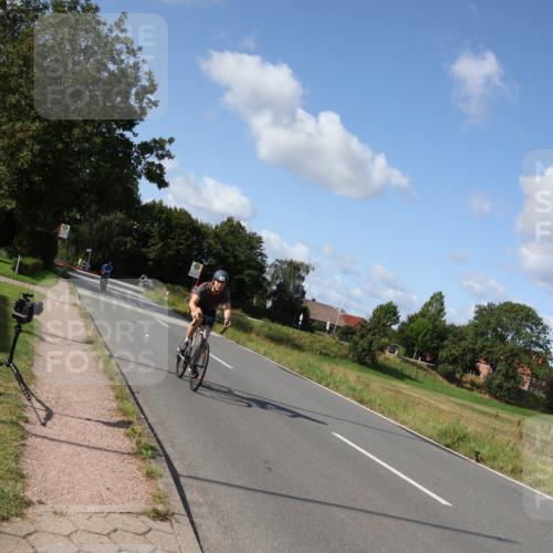 25.08.2024 - Elbe Triathlon Hamburg Fuchs,  Jonas http://msf.ph/oto/6864203 25.08.2024 10:48:57 Radfahren 628, 711, 745, 717, 568, 729, 706 meine-sportfotos.de